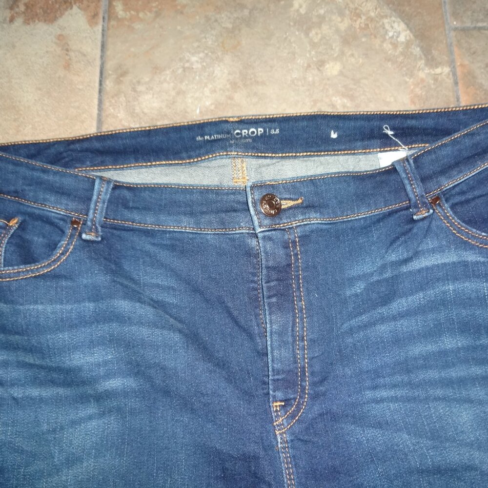 CHICOS 3.5 18 PLATINUM Jeans Womens Blue Denim Crop 95 Cotton - Picture 5 of 14